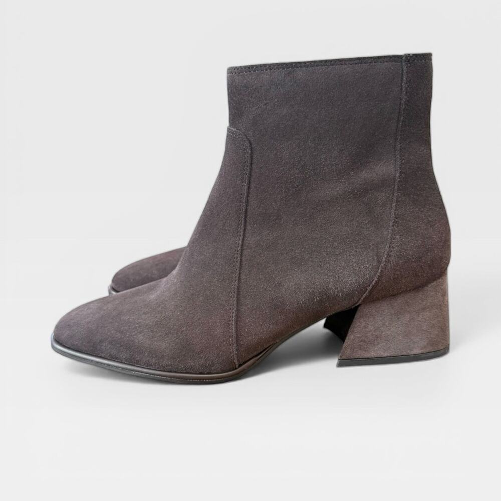 Blondo Marcie Brown Waterproof Suede Booties – Sz 9M - Picture 5 of 9